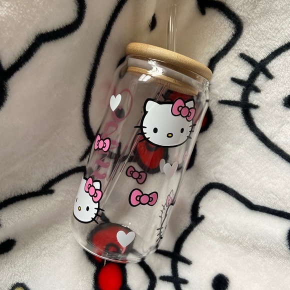 Custom Hello Kitty Cup - Picture 12 of 12
